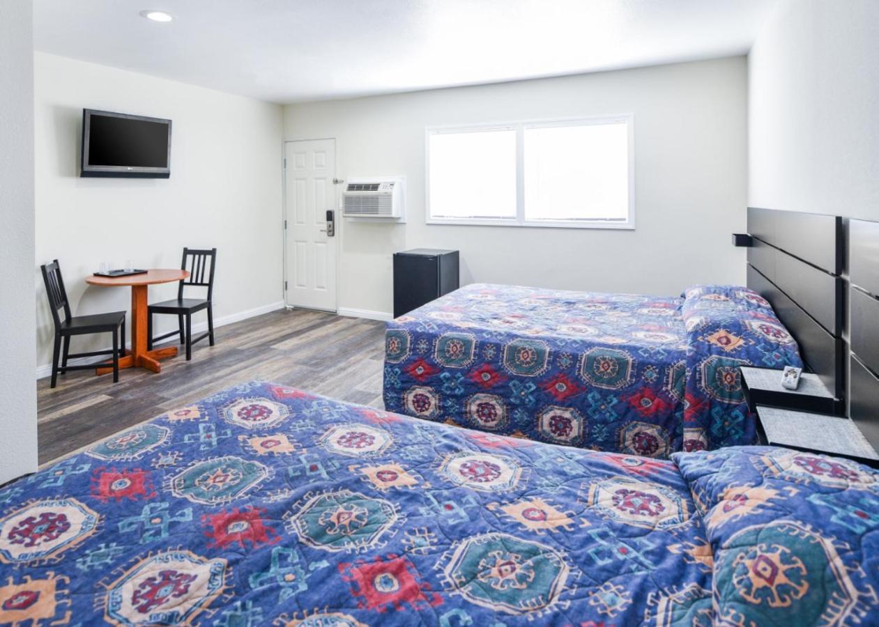 Holly Park Motel Near Lax Lennox المظهر الخارجي الصورة