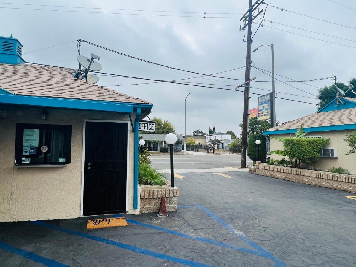Holly Park Motel Near Lax Lennox المظهر الخارجي الصورة